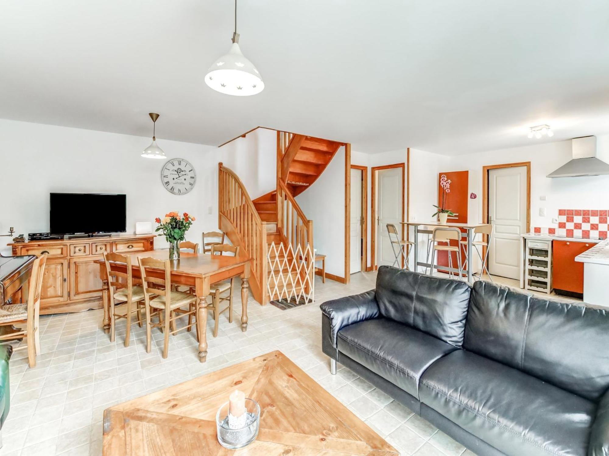 Holiday Home With Garden In Brainville Экстерьер фото