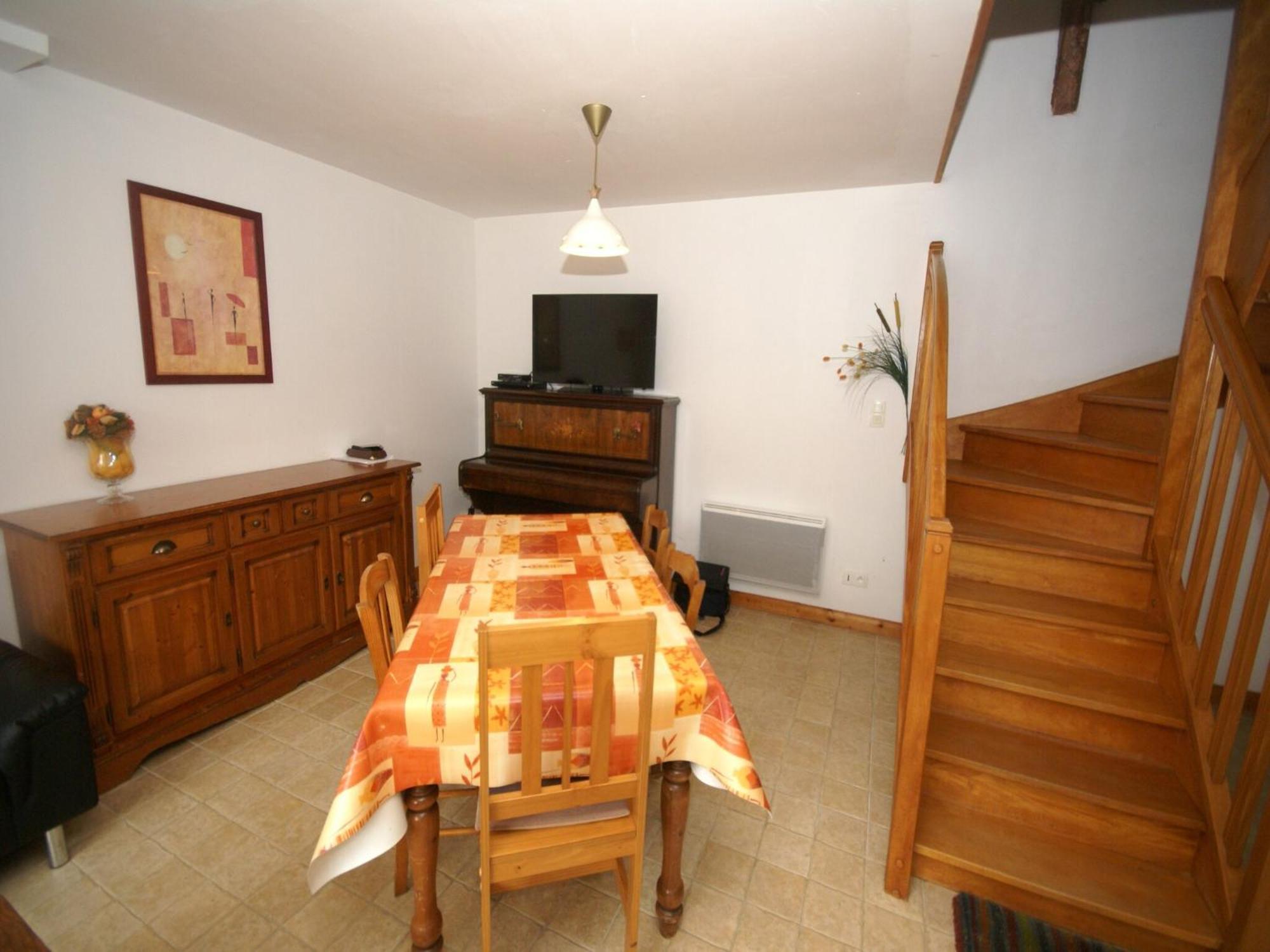 Holiday Home With Garden In Brainville Экстерьер фото