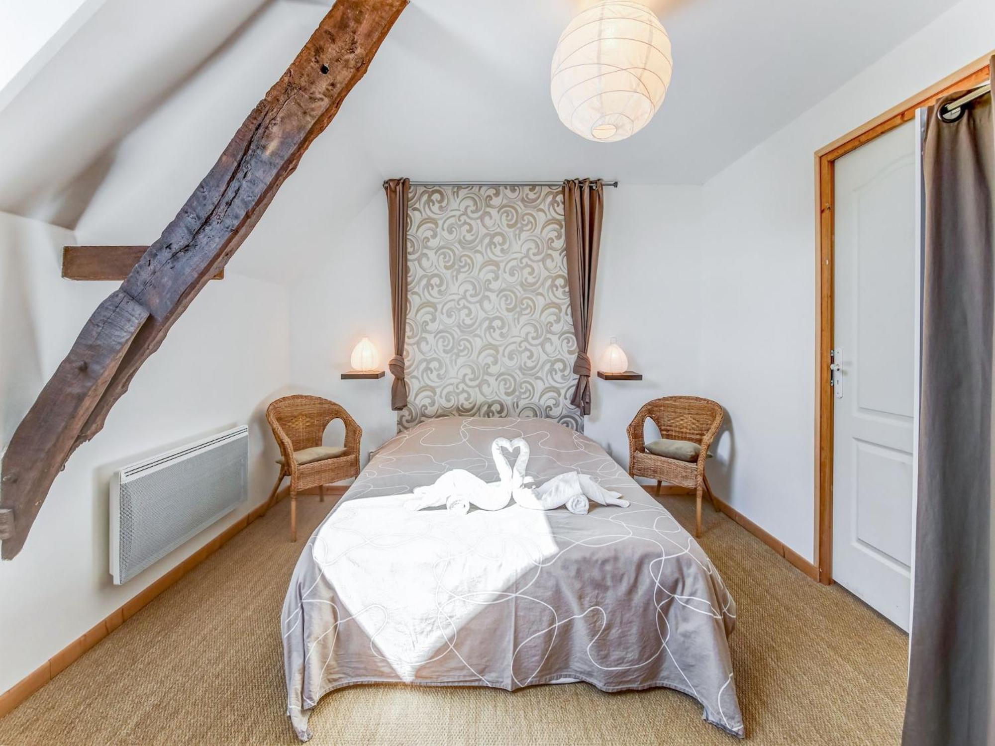 Holiday Home With Garden In Brainville Экстерьер фото