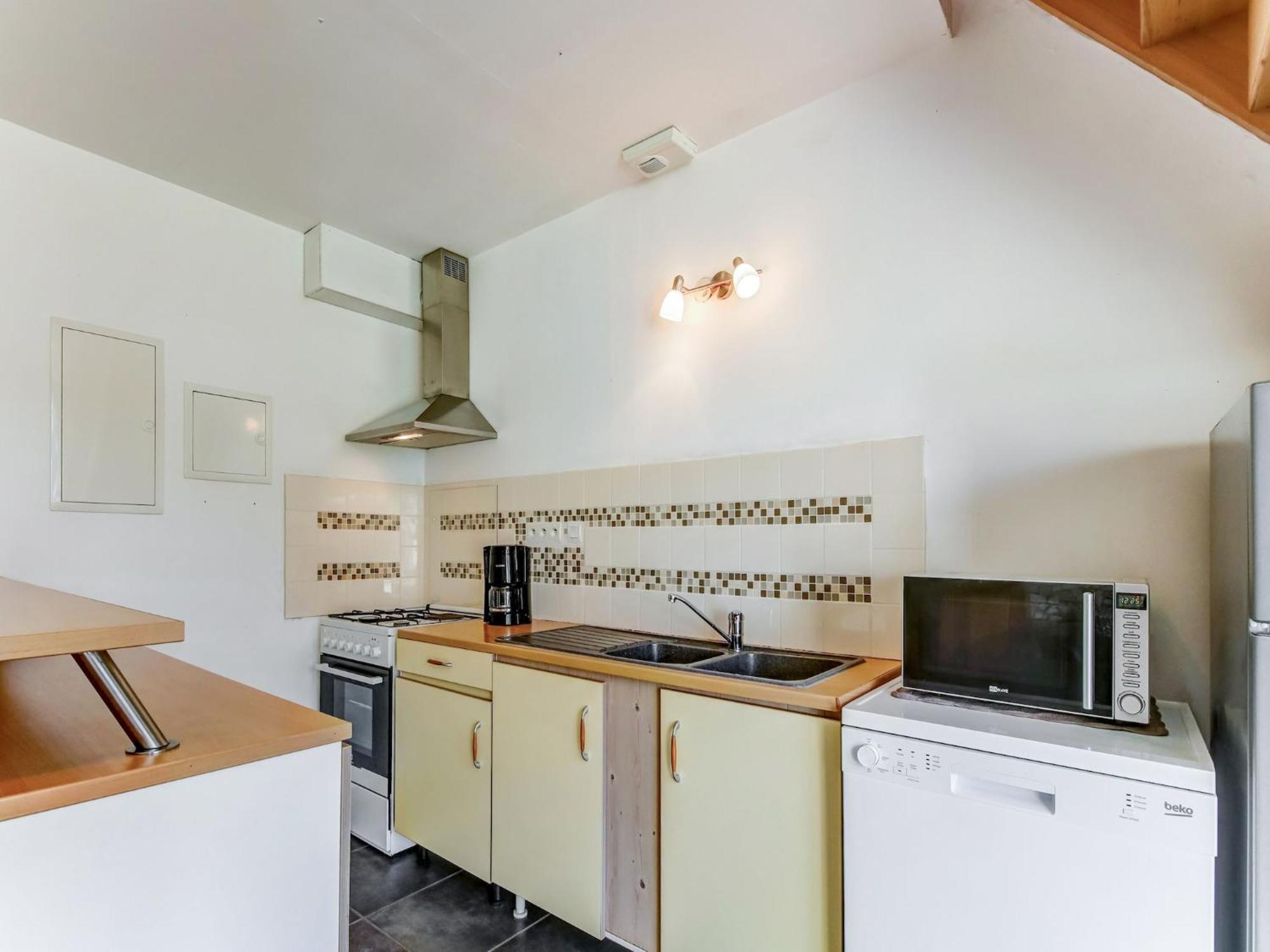 Holiday Home With Garden In Brainville Экстерьер фото